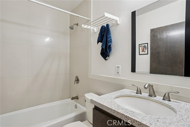 3640 Roseview Avenue, Los Angeles CA: https://media.crmls.org/medias/7cc99e9d-09ba-46af-b99f-0f971bf6fd8a.jpg