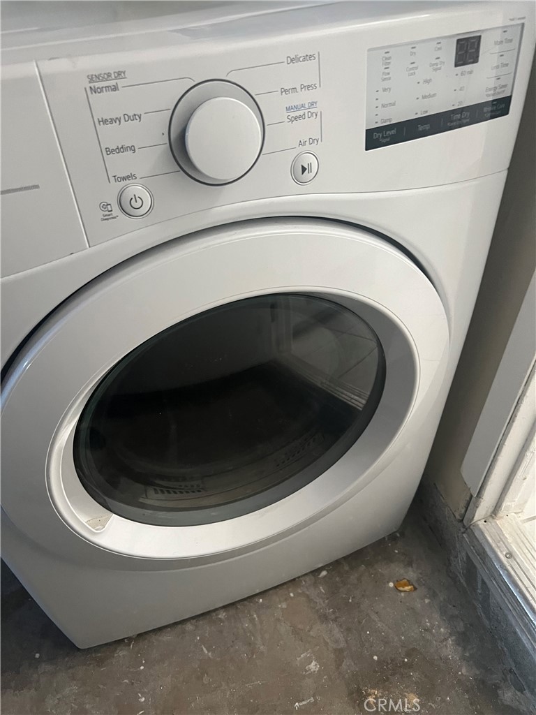 https://media.crmls.org/medias/7cc9ac73-26d4-4e5c-b6d9-d7980f0b378c.jpg?preset=X-Large