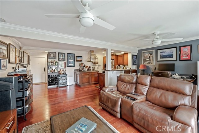 Detail Gallery Image 9 of 34 For 5301 E the Toledo #106,  Long Beach,  CA 90803 - 1 Beds | 1 Baths
