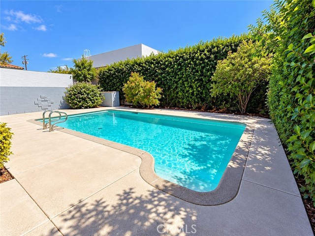 1104 North Screenland Drive photo 34