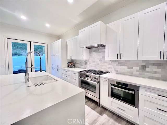 Detail Gallery Image 9 of 19 For 3658 Calle Jazmin, Calabasas,  CA 91302 - 4 Beds | 2/1 Baths