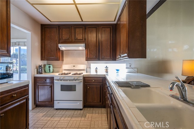 Detail Gallery Image 11 of 41 For 10441 Rexford, Cypress,  CA 90630 - 4 Beds | 2 Baths