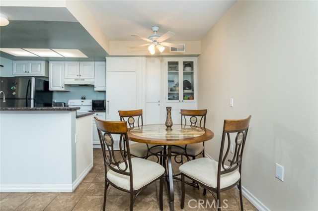 Detail Gallery Image 9 of 40 For 1517 E Garfield Ave #50,  Glendale,  CA 91205 - 1 Beds | 1 Baths