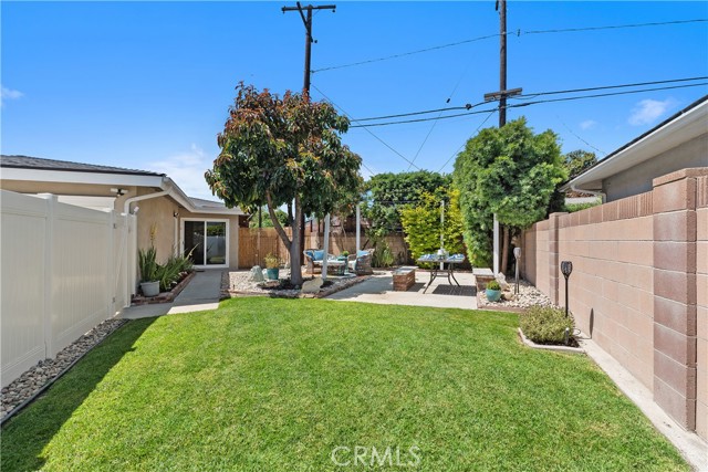 1837 N Studebaker Road, Long Beach CA: https://media.crmls.org/medias/7ccc8333-78fd-4dfe-ae6d-a1fd99b5a62a.jpg