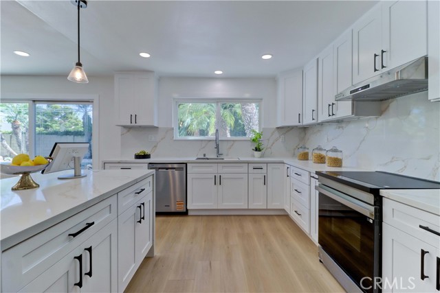 11428 Snowdrop Avenue, Fountain Valley CA: https://media.crmls.org/medias/7ccd9428-8a10-4557-bfee-54038ca7eac1.jpg