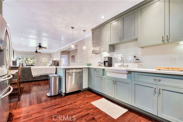 Detail Gallery Image 17 of 63 For 4562 Lomita, Los Angeles,  CA 90019 - 3 Beds | 2 Baths