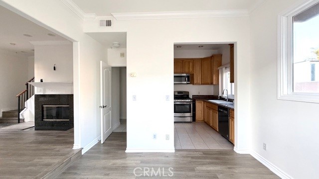 Detail Gallery Image 4 of 17 For 448 S Oak Knoll Ave #6,  Pasadena,  CA 91101 - 2 Beds | 3 Baths