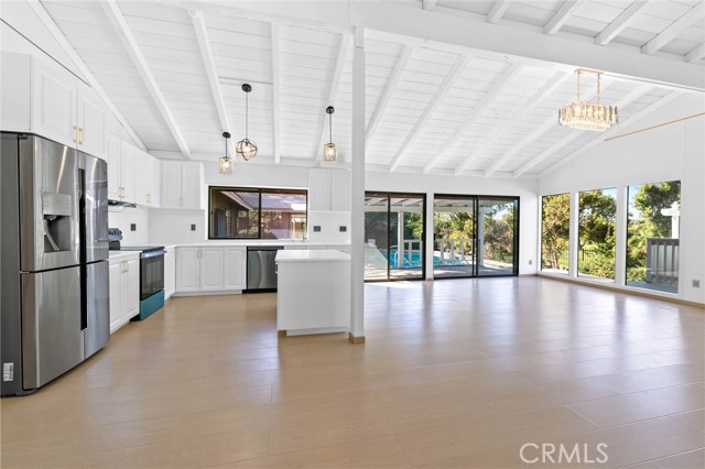 Detail Gallery Image 7 of 58 For 27411 Santa Fe St, Hemet,  CA 92543 - 4 Beds | 3 Baths