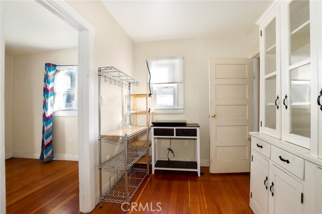 Detail Gallery Image 8 of 29 For 502 Mountain View, Altadena,  CA 91001 - – Beds | – Baths