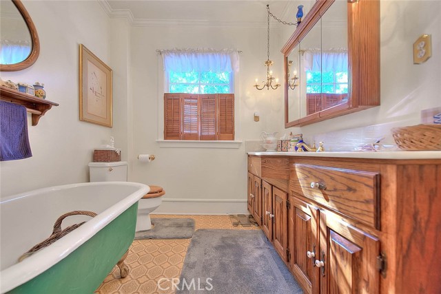 Detail Gallery Image 12 of 71 For 477 W Center, Covina,  CA 91723 - 3 Beds | 2 Baths