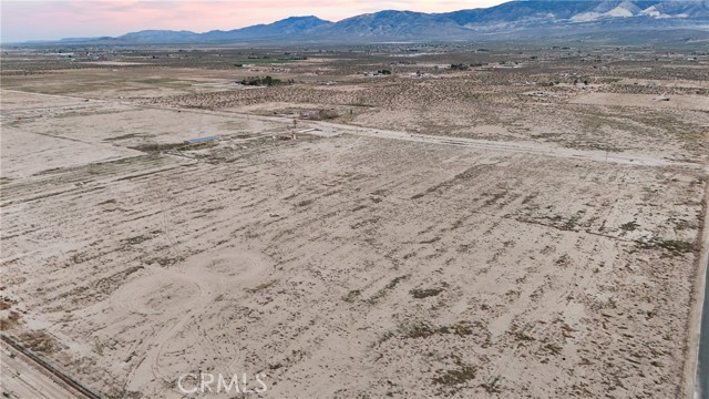 Detail Gallery Image 13 of 16 For 793 Locust Ave, Lucerne Valley,  CA 92356 - – Beds | – Baths