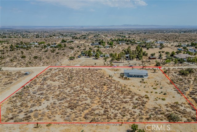 1573 Smoke Tree Road, Pinon Hills CA: https://media.crmls.org/medias/7cd1f0ab-1dbb-4db5-a631-f93030e5f688.jpg