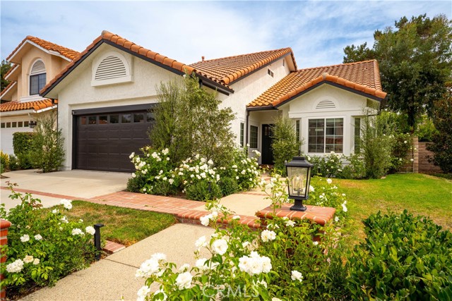 Detail Gallery Image 1 of 45 For 506 Savona Way, Oak Park,  CA 91377 - 3 Beds | 2/1 Baths
