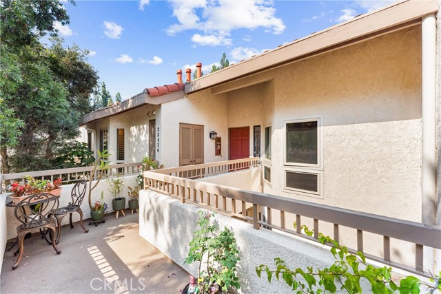 Detail Gallery Image 2 of 56 For 23426 Coso #172,  Mission Viejo,  CA 92692 - 3 Beds | 2 Baths