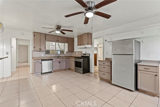 Detail Gallery Image 7 of 37 For 1510 10th St, Oroville,  CA 95965 - 3 Beds | 1 Baths