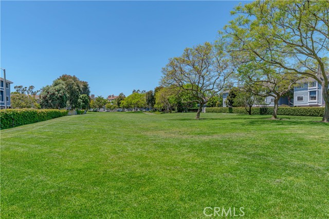 20251 Cape Coral Lane, Huntington Beach CA: https://media.crmls.org/medias/7cd357df-6314-4f72-b7e4-5ddf391531bc.jpg