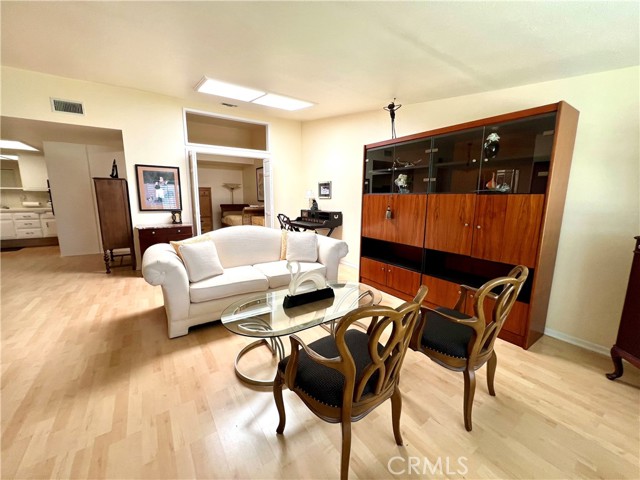 Detail Gallery Image 10 of 25 For 13450 St. Andrews Dr., M12-73k, Seal Beach,  CA 90740 - 2 Beds | 1 Baths