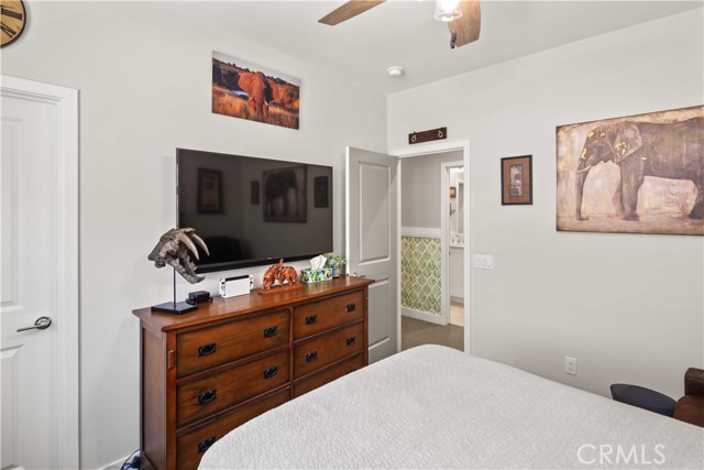 Detail Gallery Image 9 of 28 For 26957 Winding Trail Ct, Valencia,  CA 91381 - 3 Beds | 2 Baths