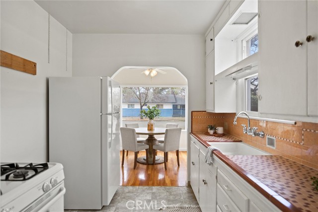 Detail Gallery Image 12 of 34 For 131 W 18th St, Chico,  CA 95928 - 2 Beds | 1 Baths