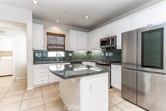 334 N Santa Maria Street, Anaheim CA: https://media.crmls.org/medias/7cd6779c-9169-4636-bbe7-b77f20525cef.jpg