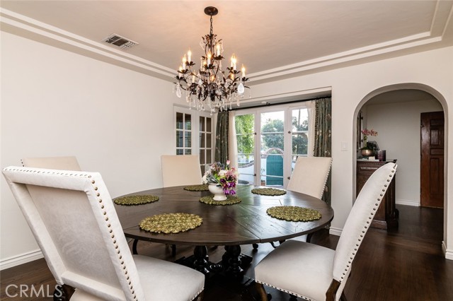 Detail Gallery Image 17 of 47 For 1731 W Kenneth Rd, Glendale,  CA 91201 - 3 Beds | 2 Baths