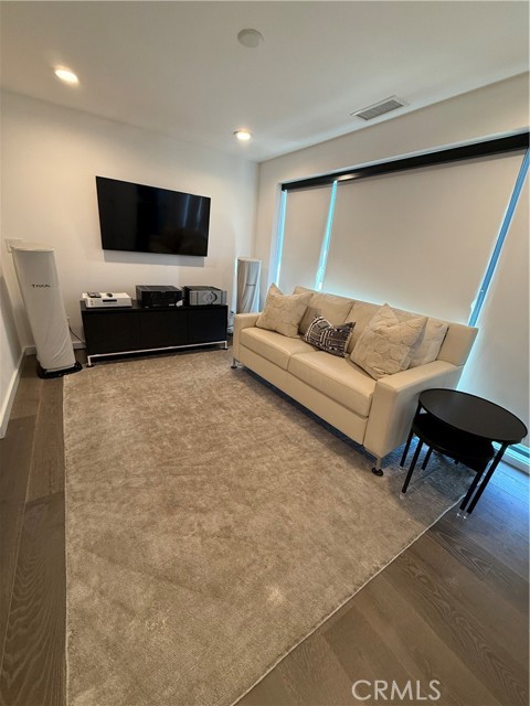 Detail Gallery Image 30 of 56 For 116 W Channel Islands Bld, Oxnard,  CA 93035 - 5 Beds | 5 Baths