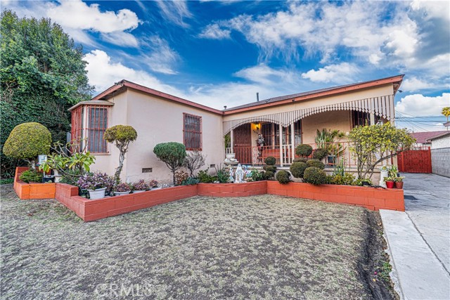 Detail Gallery Image 1 of 1 For 4819 Converse St, Los Angeles,  CA 90032 - 3 Beds | 2 Baths