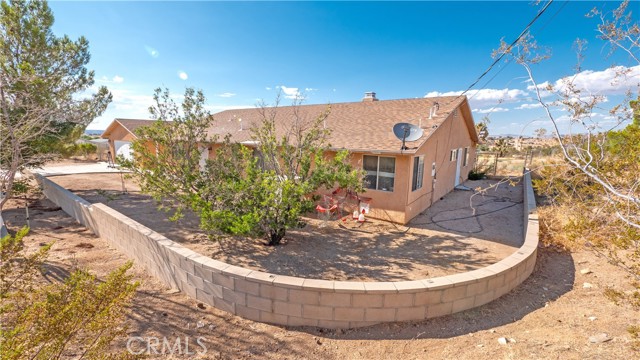 Detail Gallery Image 11 of 45 For 22686 Roundup Way, Apple Valley,  CA 92308 - 4 Beds | 2 Baths