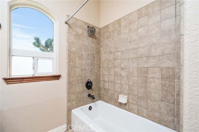 Detail Gallery Image 24 of 62 For 13325 Smith Rd, Phelan,  CA 92371 - 4 Beds | 2/1 Baths