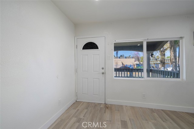 Detail Gallery Image 8 of 40 For 139 N Palm Ave, Rialto,  CA 92376 - – Beds | – Baths