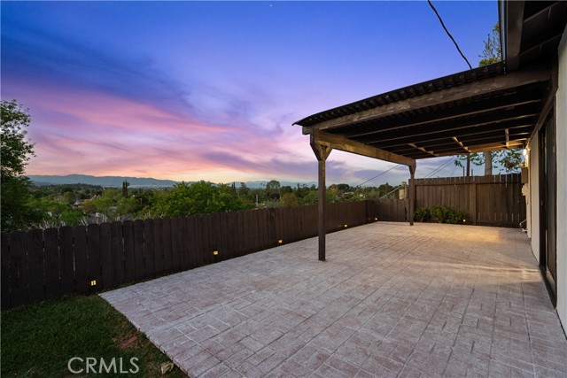 Detail Gallery Image 42 of 72 For 6172 Dalecrest Ave, Woodland Hills,  CA 91367 - 3 Beds | 2 Baths