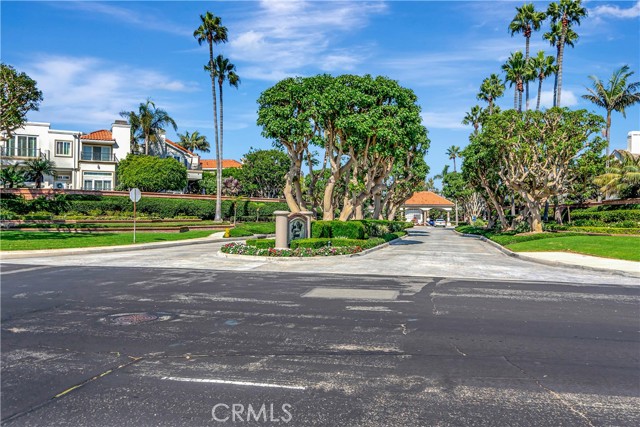 Detail Gallery Image 53 of 56 For 19262 Seabrook Ln, Huntington Beach,  CA 92648 - 3 Beds | 2/1 Baths