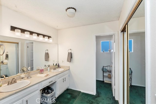 20061 Lounsberry Road, Perris CA: https://media.crmls.org/medias/7cdd4582-2d06-437a-a1d8-969b55cedc2d.jpg
