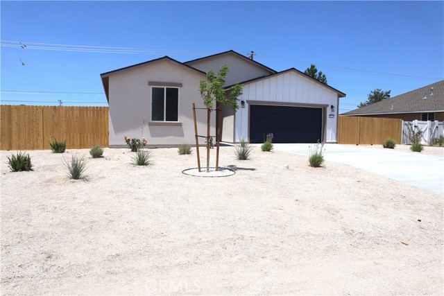 20349 90th Street, California City CA: https://media.crmls.org/medias/7cdda361-98de-48a5-a9e5-02efe0bba459.jpg
