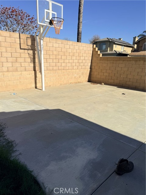6614 Manzanita Court, Chino CA: https://media.crmls.org/medias/7cde523a-22ea-4345-b8b1-228d6021f895.jpg