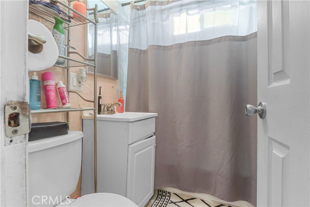Detail Gallery Image 17 of 20 For 1718 W 166th St, Compton,  CA 90220 - 4 Beds | 2 Baths