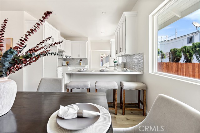 Detail Gallery Image 14 of 52 For 1251 Leighton Ave #1251,  Los Angeles,  CA 90037 - 5 Beds | 2 Baths