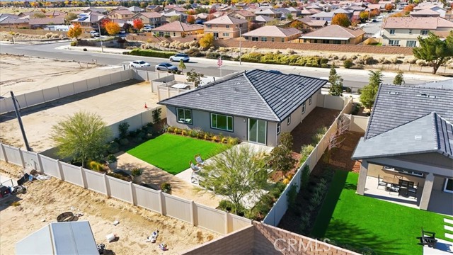Detail Gallery Image 35 of 38 For 44246 Fleetwood Dr, Lancaster,  CA 93535 - 3 Beds | 2 Baths