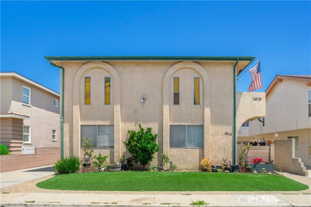 2615 Curtis Avenue, Redondo Beach CA: https://media.crmls.org/medias/7cdf3f2e-5dfc-46c5-b6f7-9ae3b5a902cf.jpg