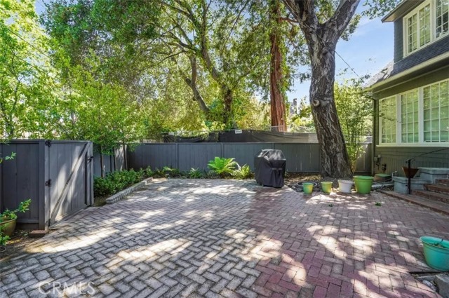 Detail Gallery Image 6 of 22 For 1124 Douglas, Burlingame,  CA 94010 - – Beds | – Baths