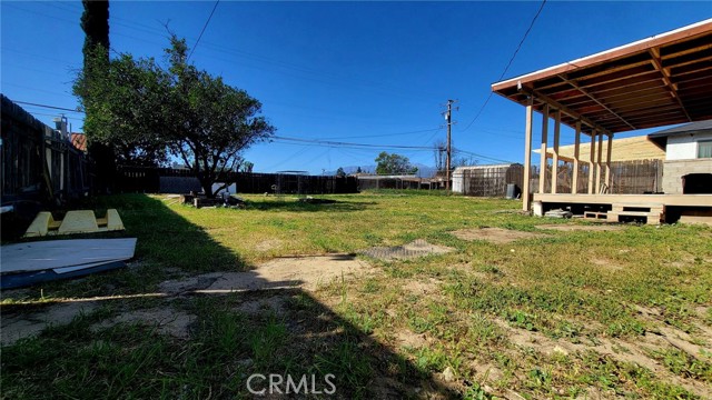 Detail Gallery Image 3 of 18 For 9454 Frankfort Ave, Fontana,  CA 92335 - 3 Beds | 1 Baths