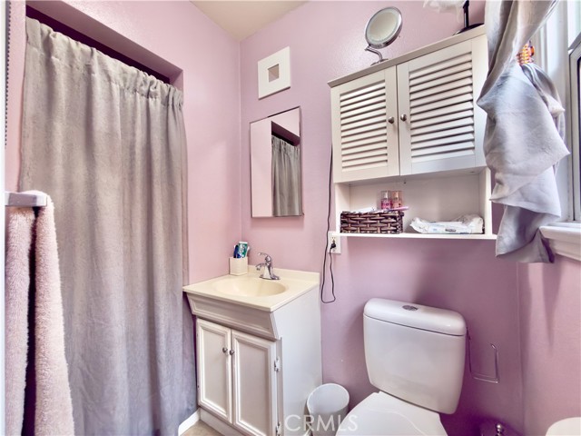 Detail Gallery Image 12 of 20 For 618 Lazard St, San Fernando,  CA 91340 - 4 Beds | 2 Baths