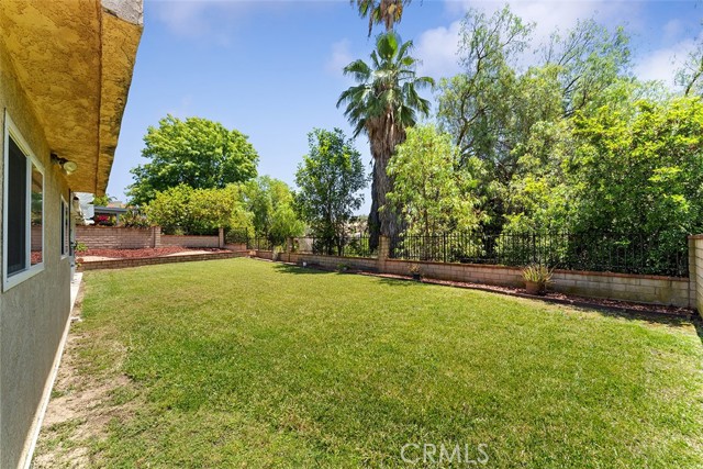 19080 Shakespeare Drive, Walnut CA: https://media.crmls.org/medias/7ce1ff71-8381-42bc-a63c-abe9d30cbcbc.jpg
