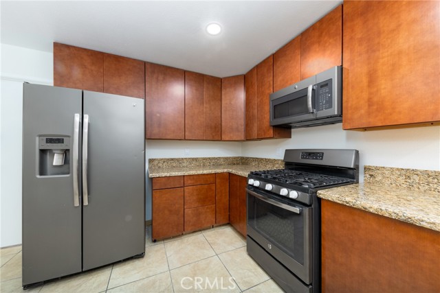 Detail Gallery Image 11 of 42 For 4850 Eclipse Ave, Jurupa Valley,  CA 91752 - 4 Beds | 2 Baths