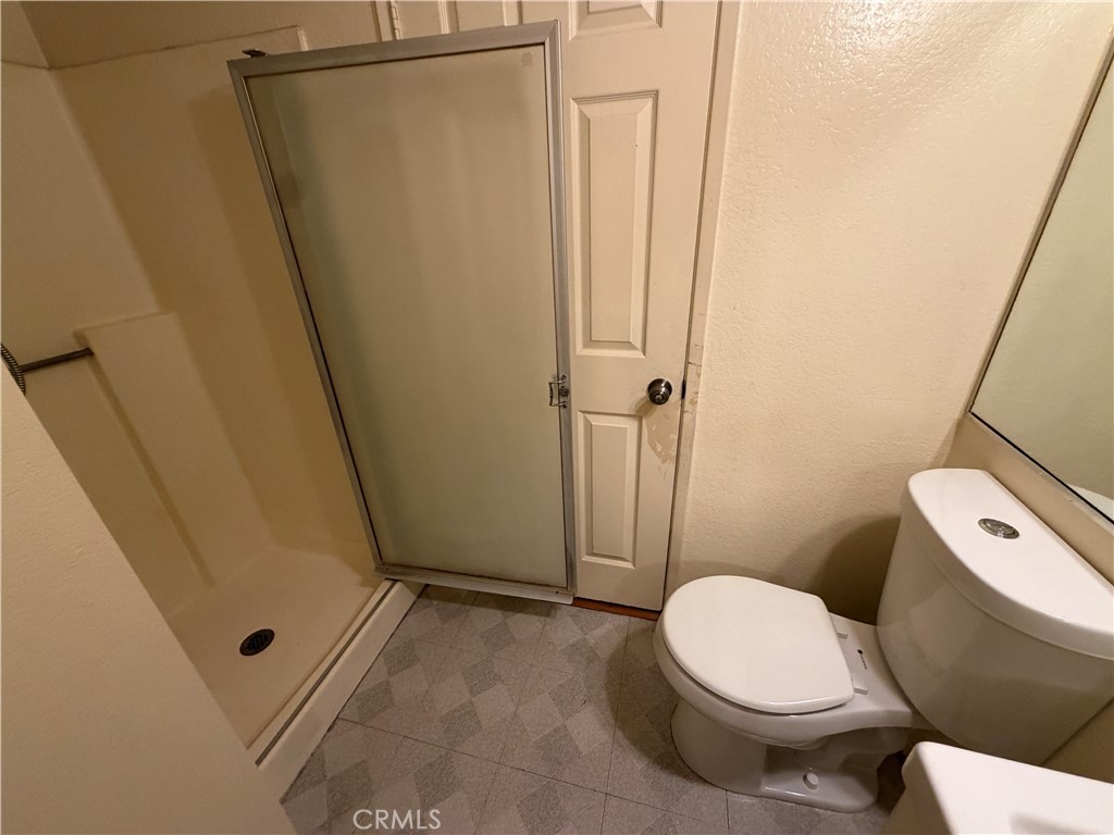 https://media.crmls.org/medias/7ce2caf7-c3a2-4790-8c44-3b74056bd0f6.jpg?preset=X-Large