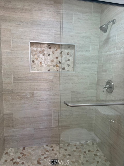 Detail Gallery Image 17 of 27 For 9 Torrigiani Aisle, Irvine,  CA 92606 - 1 Beds | 1/1 Baths