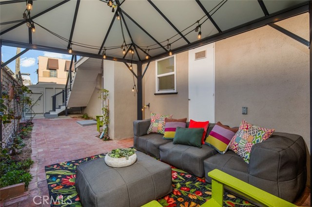 23 65th Place, Long Beach CA: https://media.crmls.org/medias/7ce40677-2669-4d87-ac09-75f0bdce1b95.jpg