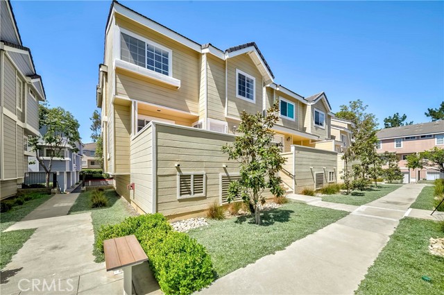 2800 Plaza Del Amo, Torrance CA: https://media.crmls.org/medias/7ce44be2-3db9-4f89-8918-a721e004ab19.jpg