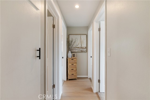 Detail Gallery Image 17 of 29 For 1667 Wilton St, Simi Valley,  CA 93065 - 4 Beds | 2 Baths