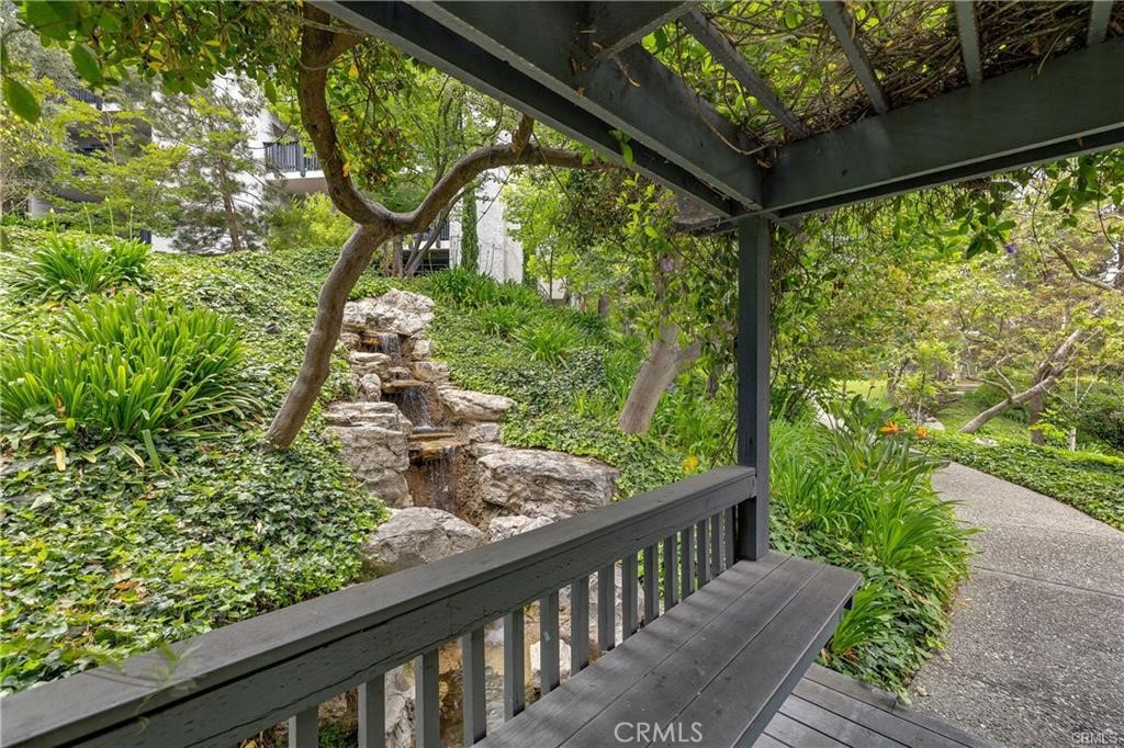 30. 3605 W Hidden Lane #309 Rolling Hills Estates, CA 90274